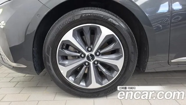 Kia K8 K8 Hybrid — Фото автомобиля 5