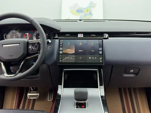 Land Rover Range Rover Velar — Фото автомобиля 12