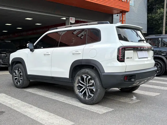 Haval Big Dog — Фото автомобиля 16