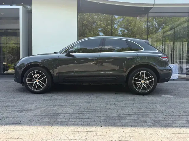Porsche Macan — Фото автомобиля 6