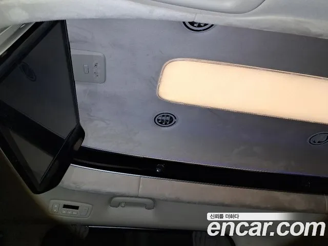 Kia Carnival — Фото автомобиля 12