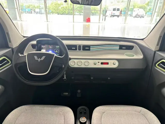 Wuling Hongguang Mini EV — Фото автомобиля 3
