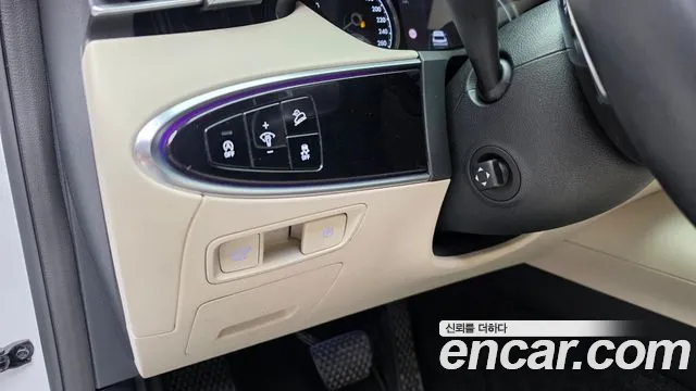 Genesis GV70 — Фото автомобиля 26