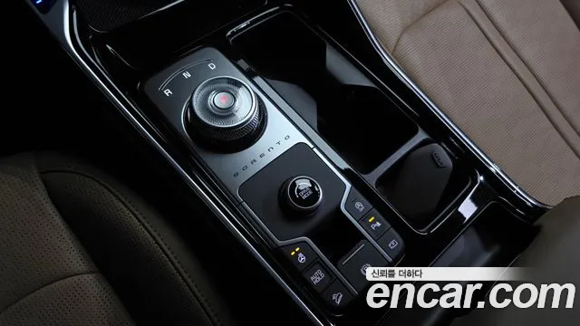 Kia Sorento Новый Sorento 4 поколение Дизель 2.2 2WD — Фото автомобиля 9