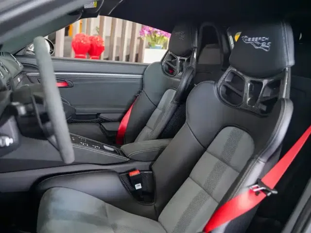 Porsche 718 — Фото автомобиля 3