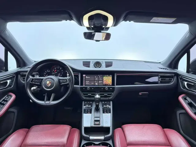 Porsche Macan — Фото автомобиля 5