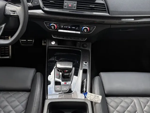 Audi SQ5 — Фото автомобиля 17