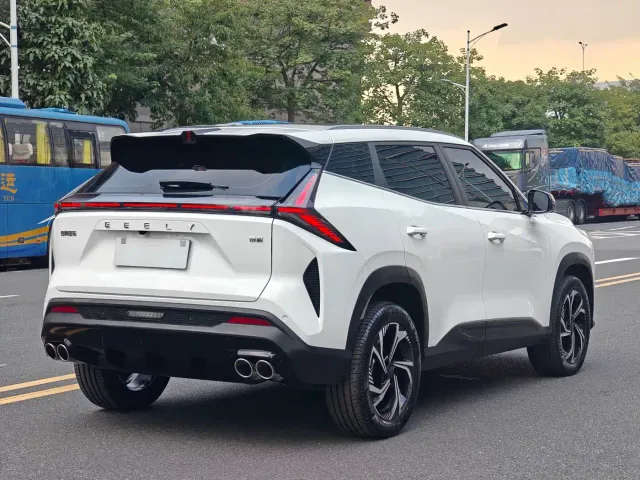Geely Boyue — Фото автомобиля 7