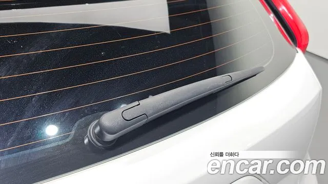Kia Niro New — Фото автомобиля 30