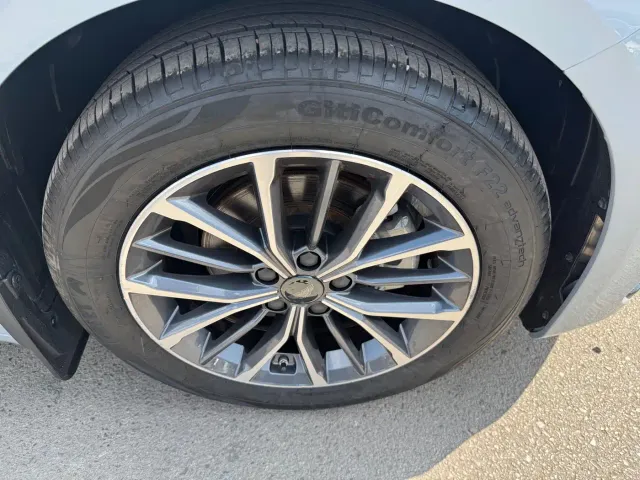 Geely Xingrui — Фото автомобиля 10