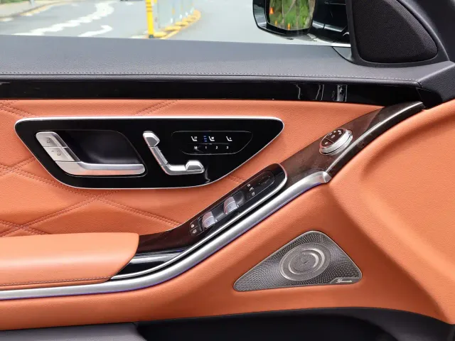 Mercedes-Benz Maybach S-Class — Фото автомобиля 18