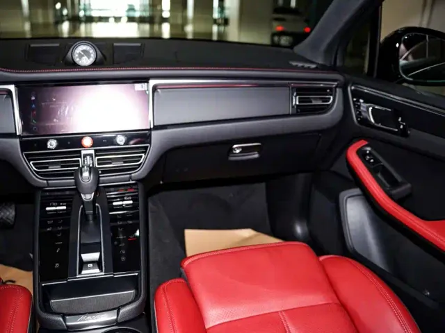 Porsche Macan — Фото автомобиля 29