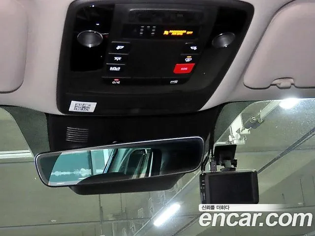 Kia Carnival Generation 4 — Фото автомобиля 14