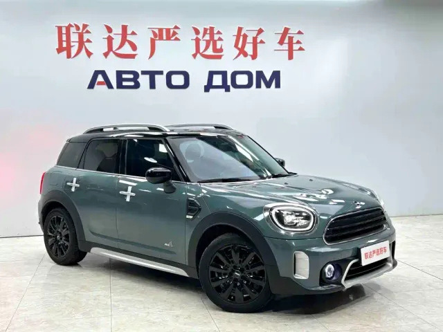 MINI Countryman — Фото автомобиля 3