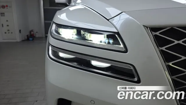 Genesis GV80 2.5T Бензин AWD — Фото автомобиля 21