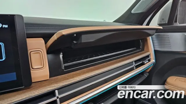 Hyundai Santafe — Фото автомобиля 29