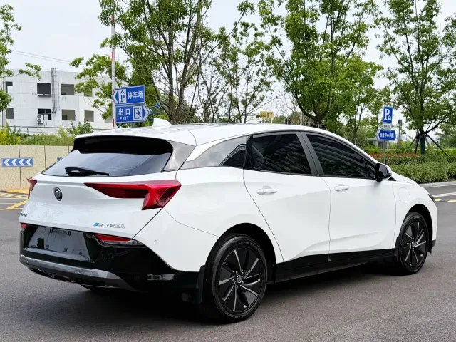 Buick Velite 6 — Фото автомобиля 9