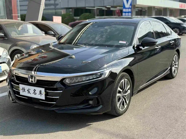 Honda Accord — Фото автомобиля 4