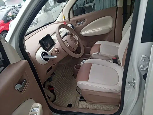 Wuling Hongguang Mini EV — Фото автомобиля 15