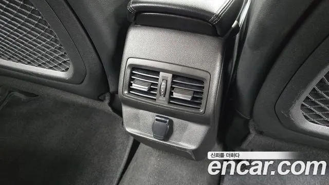 Renault-KoreaSamsung QM6 Новый QM6 2.0 GDe LE Signature 2WD — Фото автомобиля 19