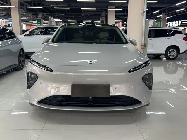 Nio ET7 — Фото автомобиля 6