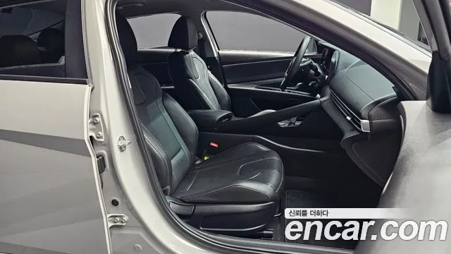 Hyundai Avante CN7 — Фото автомобиля 16