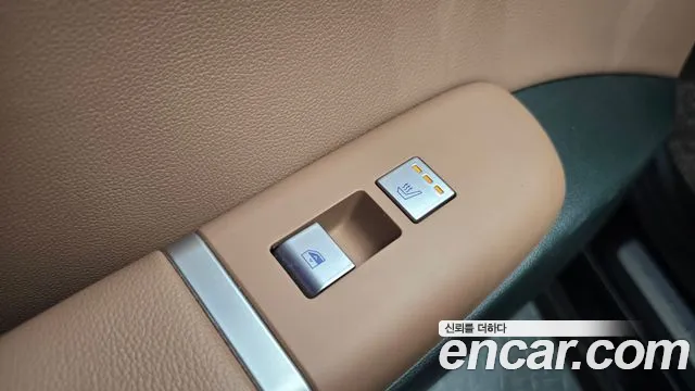 Hyundai Grandeur GN7 — Фото автомобиля 28