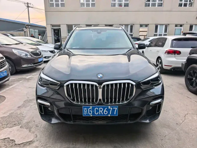 BMW X5 — Фото автомобиля 3