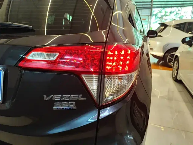 Honda Vezel — Фото автомобиля 7