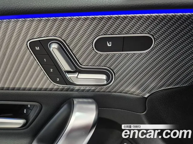 Mercedes-Benz A-Class — Фото автомобиля 12