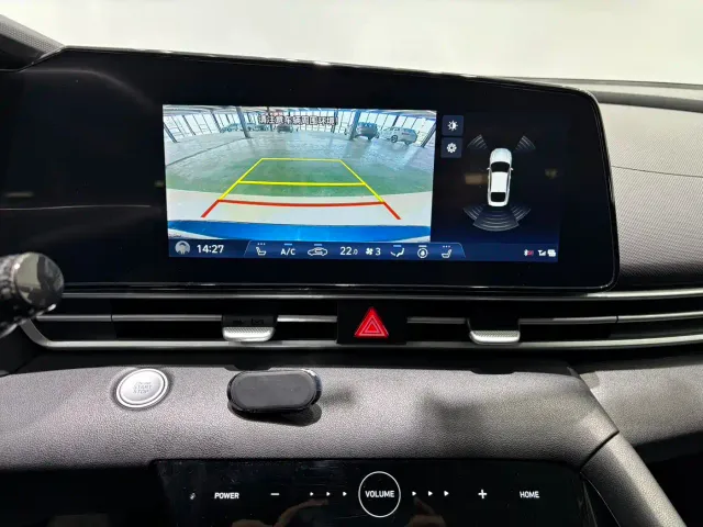 Hyundai Elantra — Фото автомобиля 19