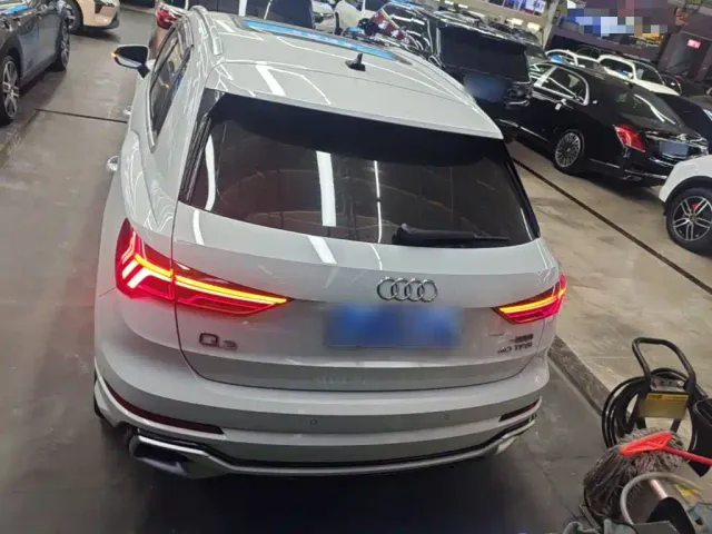 Audi Q3 — Фото автомобиля 5