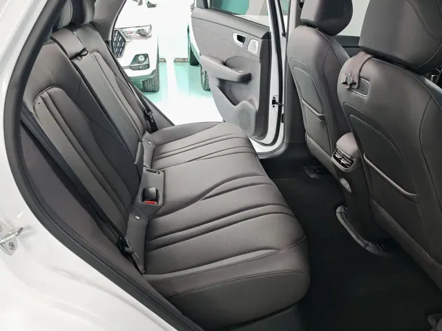 Shangjie SUV — Фото автомобиля 9