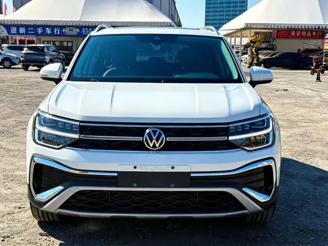 Volkswagen Tharu — Фото автомобиля 2