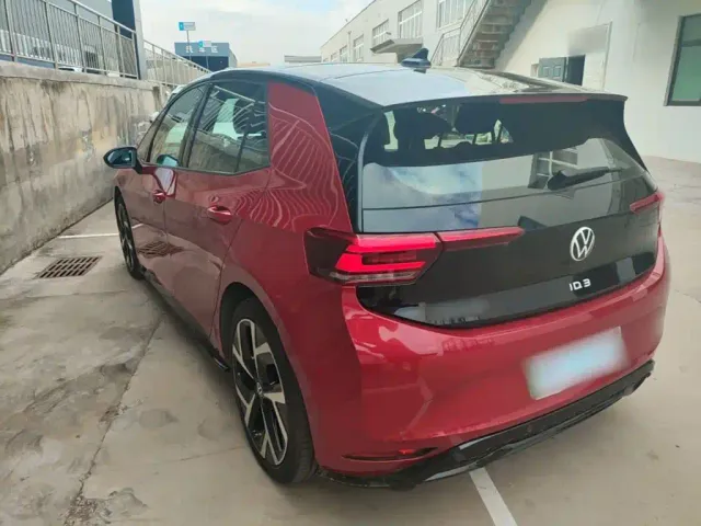 Volkswagen ID.3 — Фото автомобиля 4