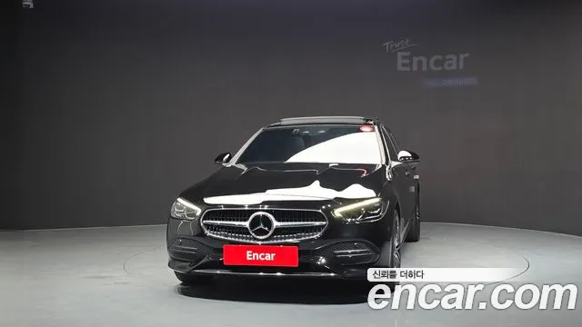Mercedes-Benz C-Class — Фото автомобиля 3