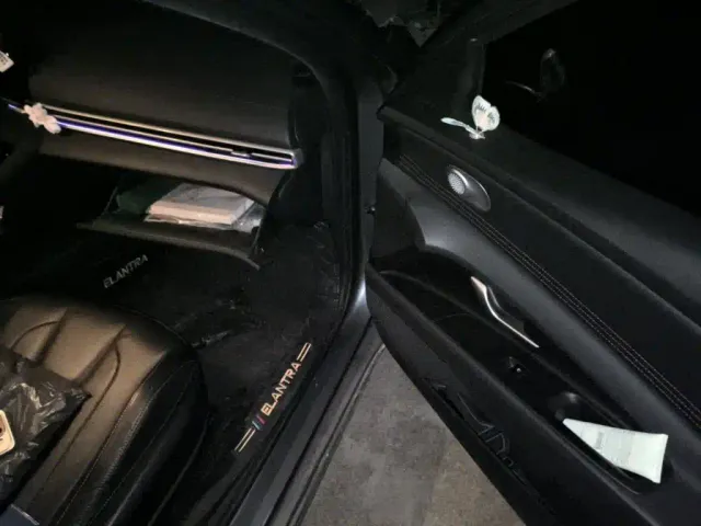 Hyundai Elantra — Фото автомобиля 19