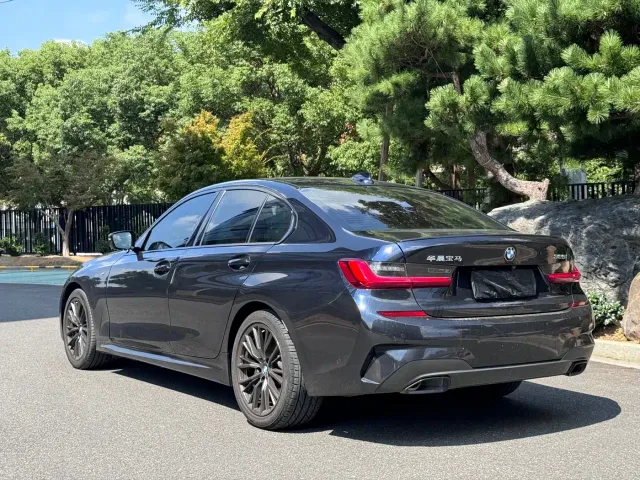BMW 3 Series — Фото автомобиля 18