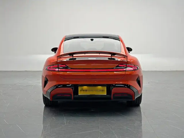 Xiaomi SU7 — Фото автомобиля 5