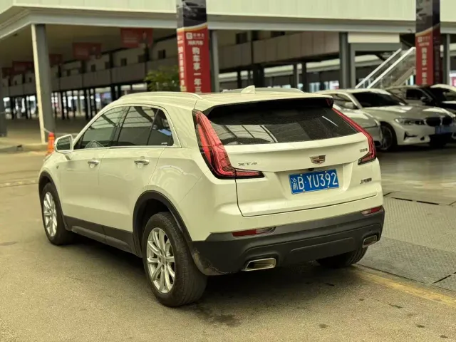 Cadillac XT4 — Фото автомобиля 12