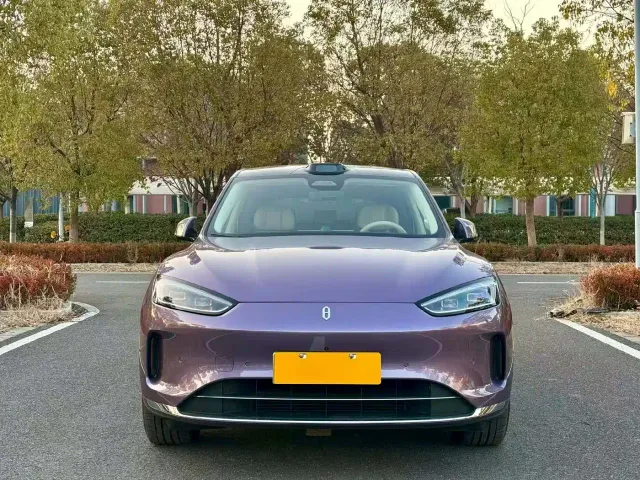 Aito M5 — Фото автомобиля 2