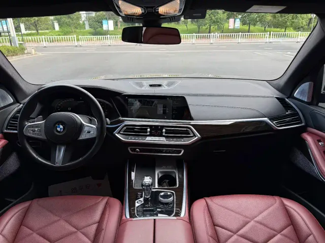 BMW X5 — Фото автомобиля 9