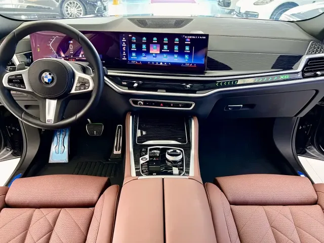BMW X6 — Фото автомобиля 9