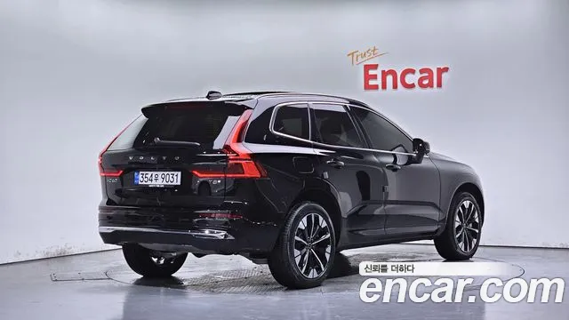 Вольво XC60 — Фото автомобиля 2