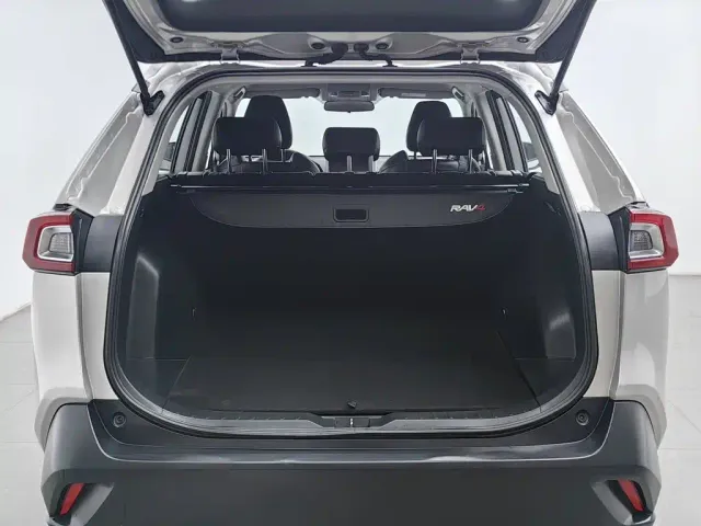Toyota Wildlander — Фото автомобиля 16