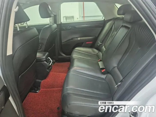 Hyundai Grandeur GN7 — Фото автомобиля 12