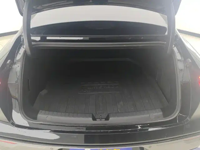 Geely Galaxy Xingyao 8 — Фото автомобиля 4
