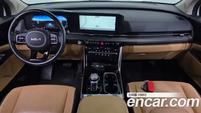 Kia Carnival Generation 4 — Фото автомобиля 10