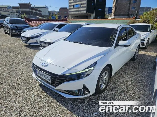 Hyundai Avante — Фото автомобиля 3