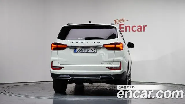 KG_Mobility_Ssangyong Rexton Rexton Arena Дизель 2.2 4WD — Фото автомобиля 4